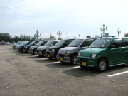 手前が新バンパーのmaakoさんちのZ